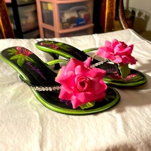 Low heals summer flower slip one